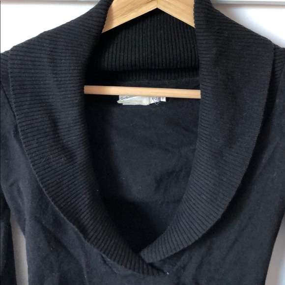 Open chest black top - Picture 2 of 4